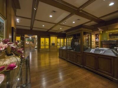 Packer-Gallery.jpg