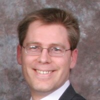 R_DcTWnwWdUX4Zhnz~Ken_Fisher_Portrait_Profile_Picture.jpg