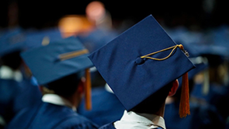 grad18inline.jpg