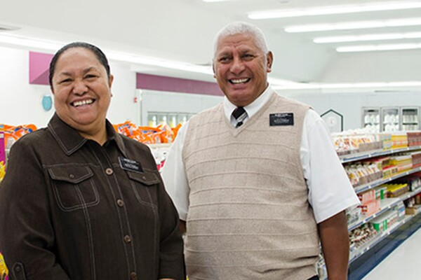 church-service-missionaries-HRDRebrand_CSM_130930_al_0004.jpg