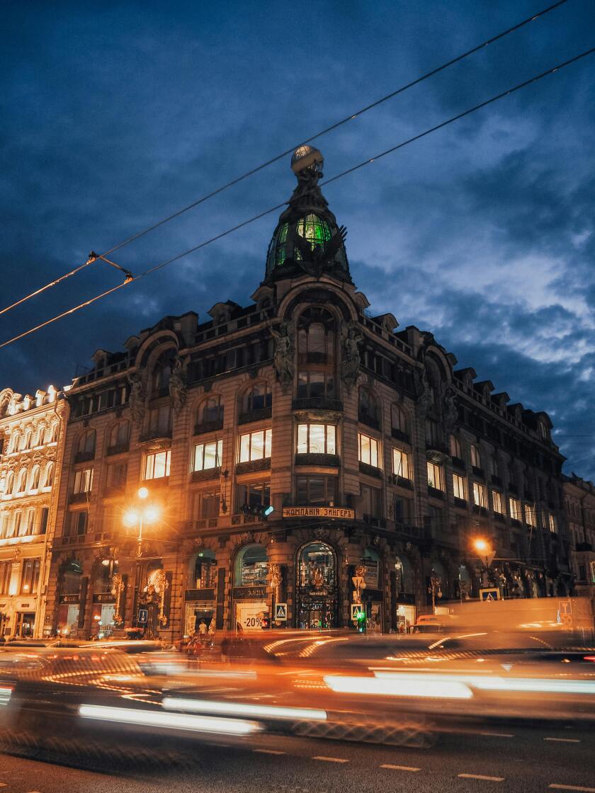 Photo of a street and building in Saint Petersburg, Russia