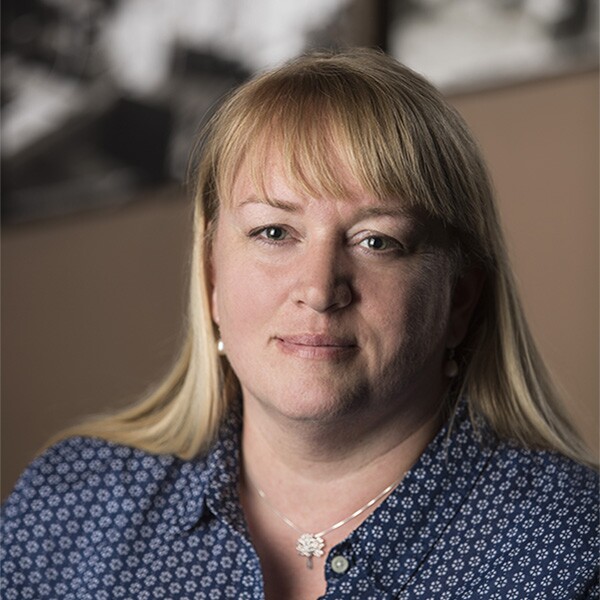 amyharris600x600.jpg