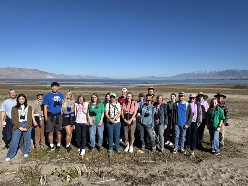 All of the Birding Experienceship attendees on River Lane