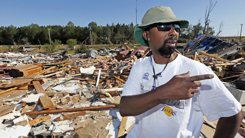 web Mississippi Tornado S_byuh.jpg