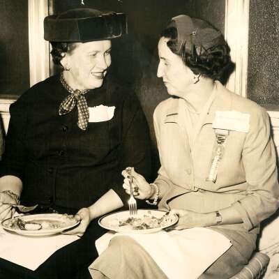 15-Gloria-Barlow-and-Allie-Marriott.jpg