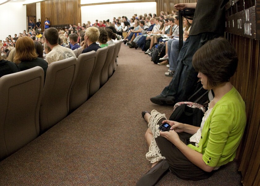 Texting0908-49 211.jpg