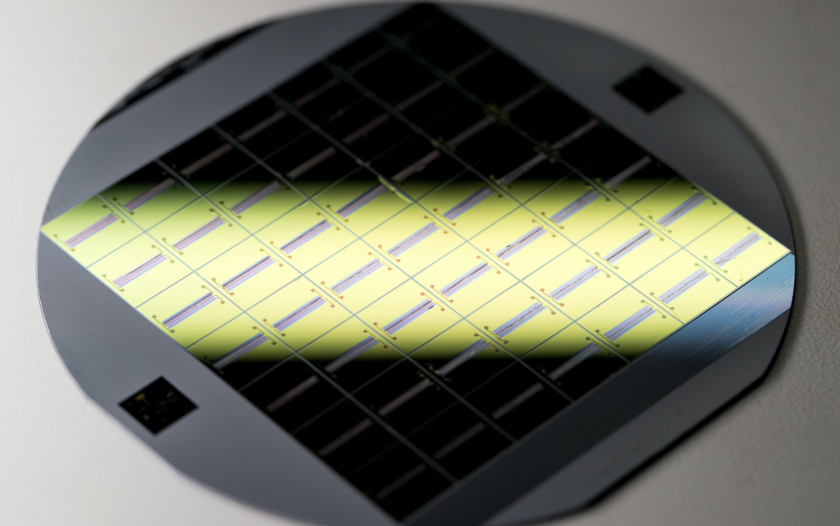 Microchips with flexible glass