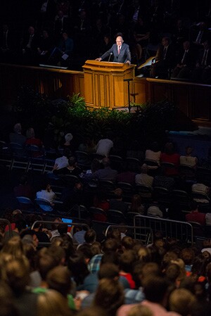 Elder Dallin H. Oaks